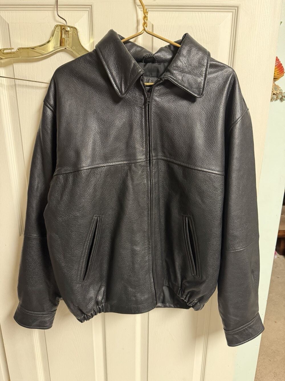 Men's Black Leather Jacket Bomber Coat Size Med Outbrook 90s Y2k 46w 26L Vintage